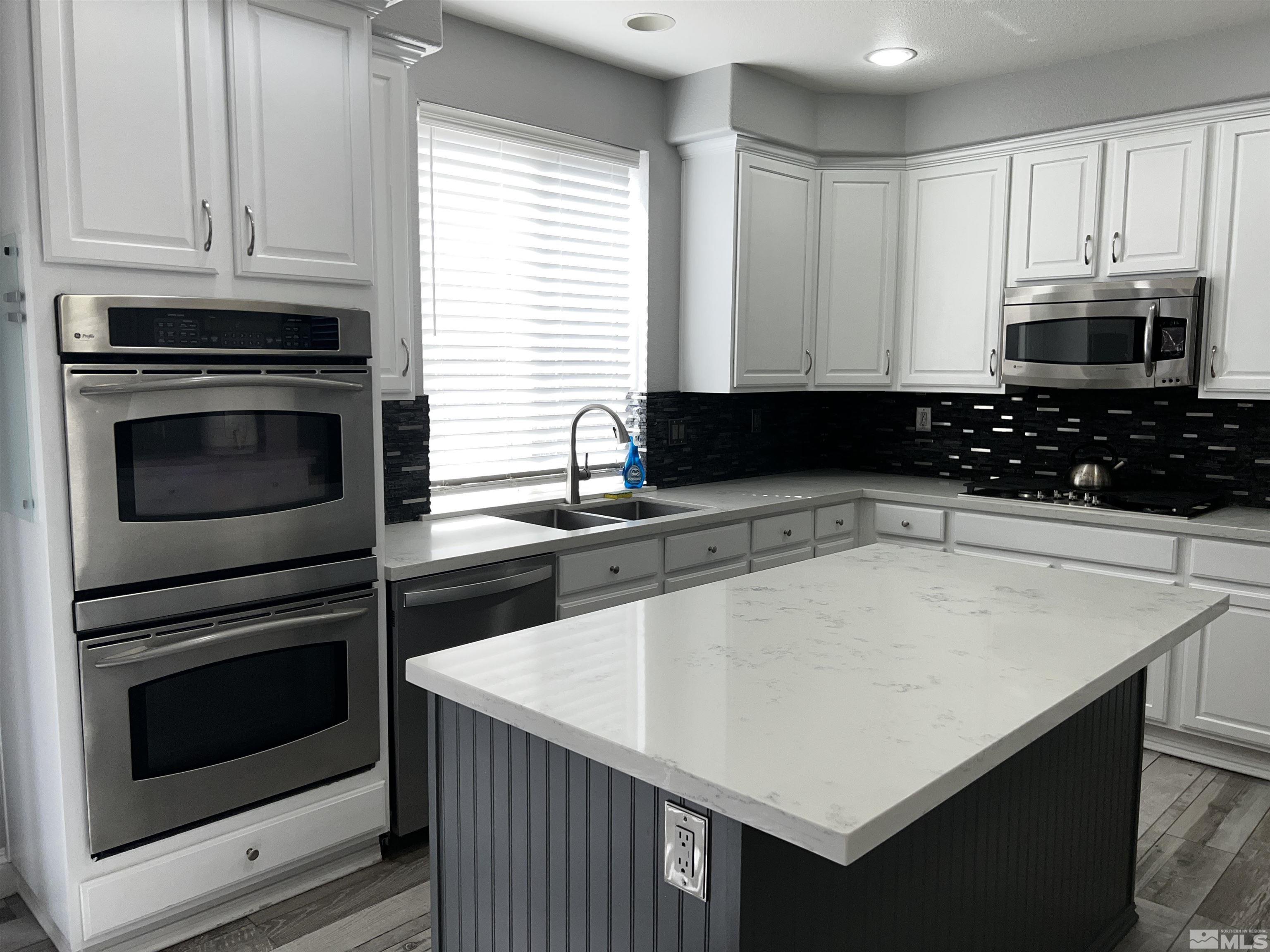 2740 Beach River Drive Reno, NV 89521 - Photo 4 of 23 Photo 4