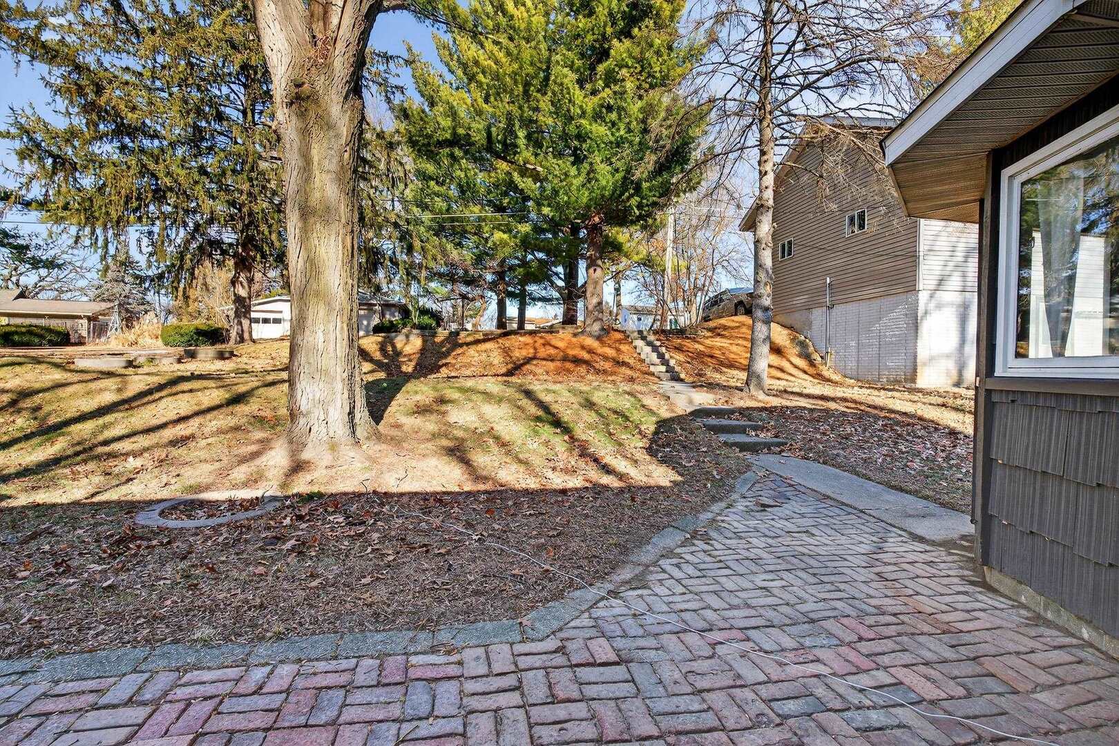 920 5th Avenue North Clinton, IA 52732 - Photo 31 of 37