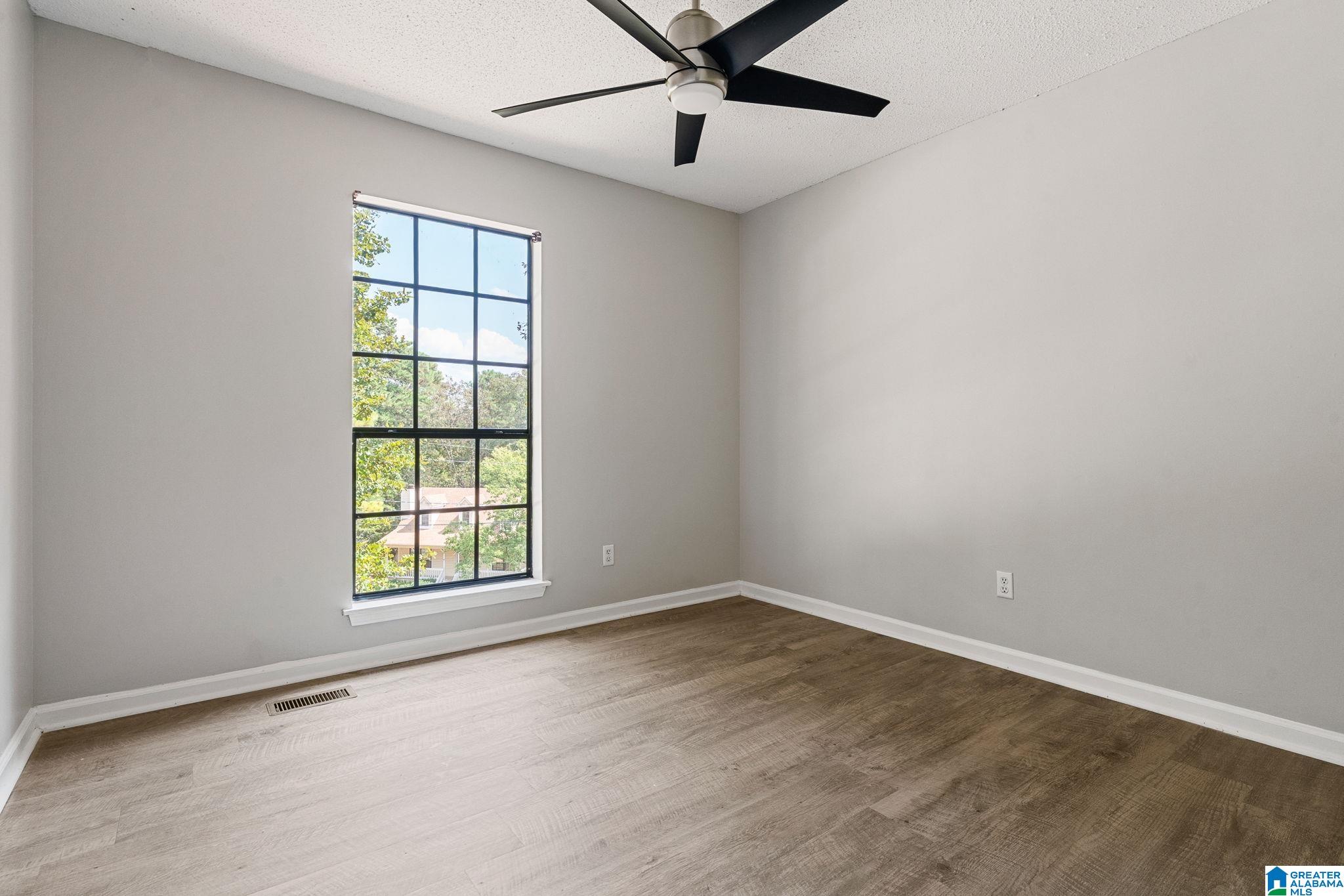 513 Bennett Drive Alabaster, AL 35007 - Photo 20 of 40