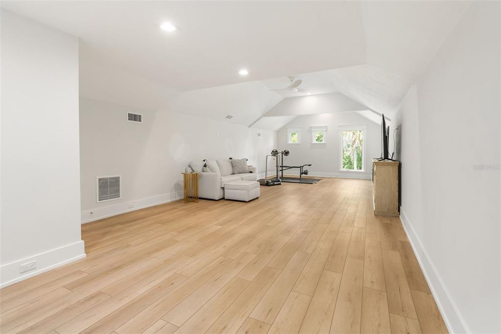 8679 Southwest 28 Lane Gainesville, FL 32608 - Photo 45 of 64