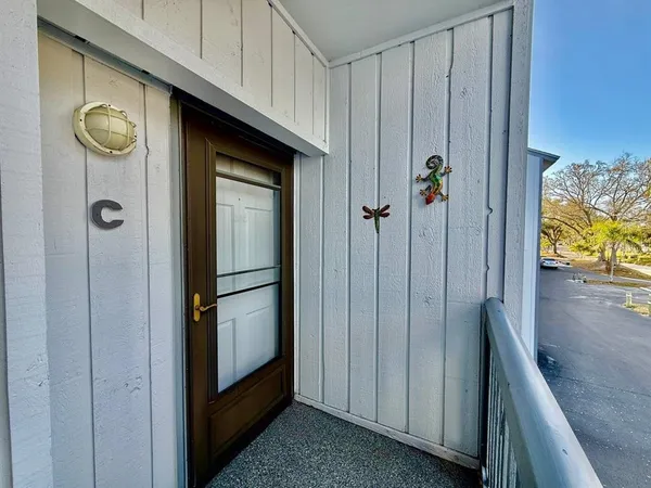 $2,000 | 821 Bahia Del Sol Drive, Unit C, Ruskin, FL 33570