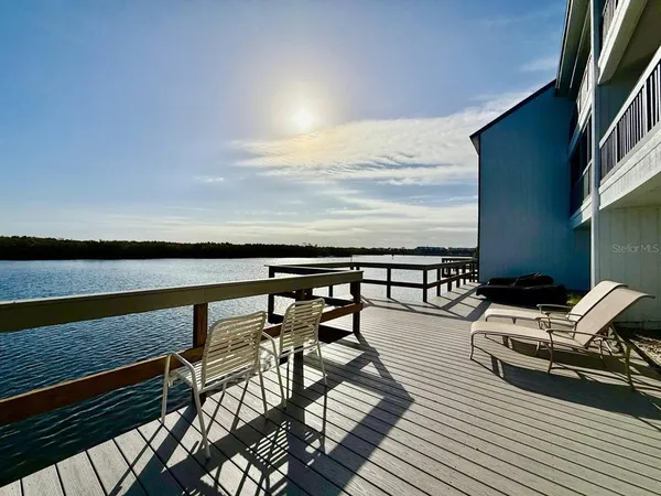 $2,000 | 821 Bahia Del Sol Drive, Unit C, Ruskin, FL 33570