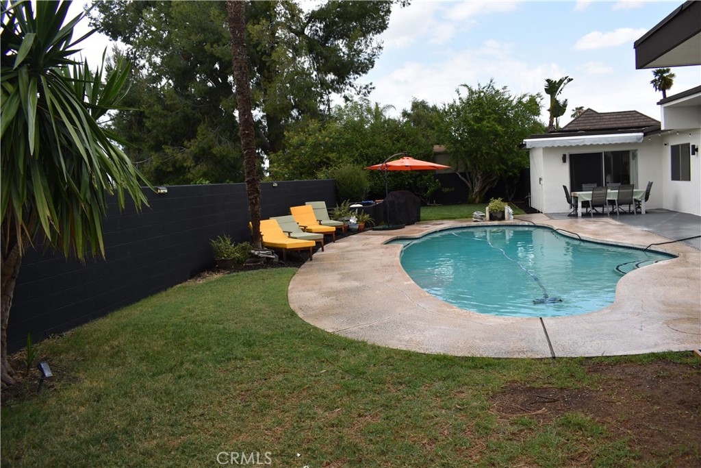 1156 Lyndhurst Drive Riverside, CA 92507 - Photo 38 of 57
