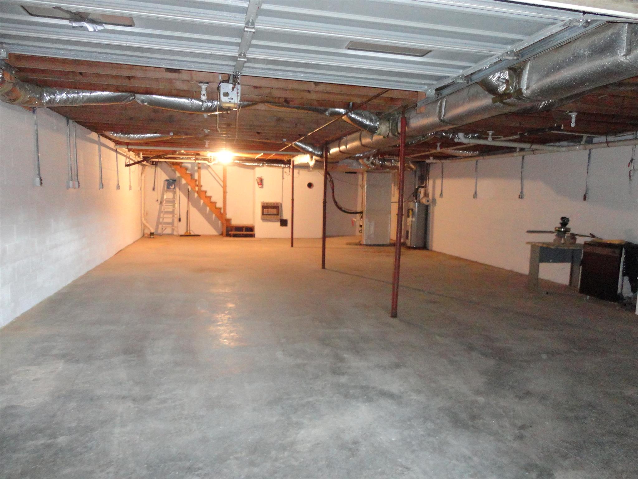1665 Johnson Chapel Road Sparta, TN 38583 - Photo 19 of 26 Basement