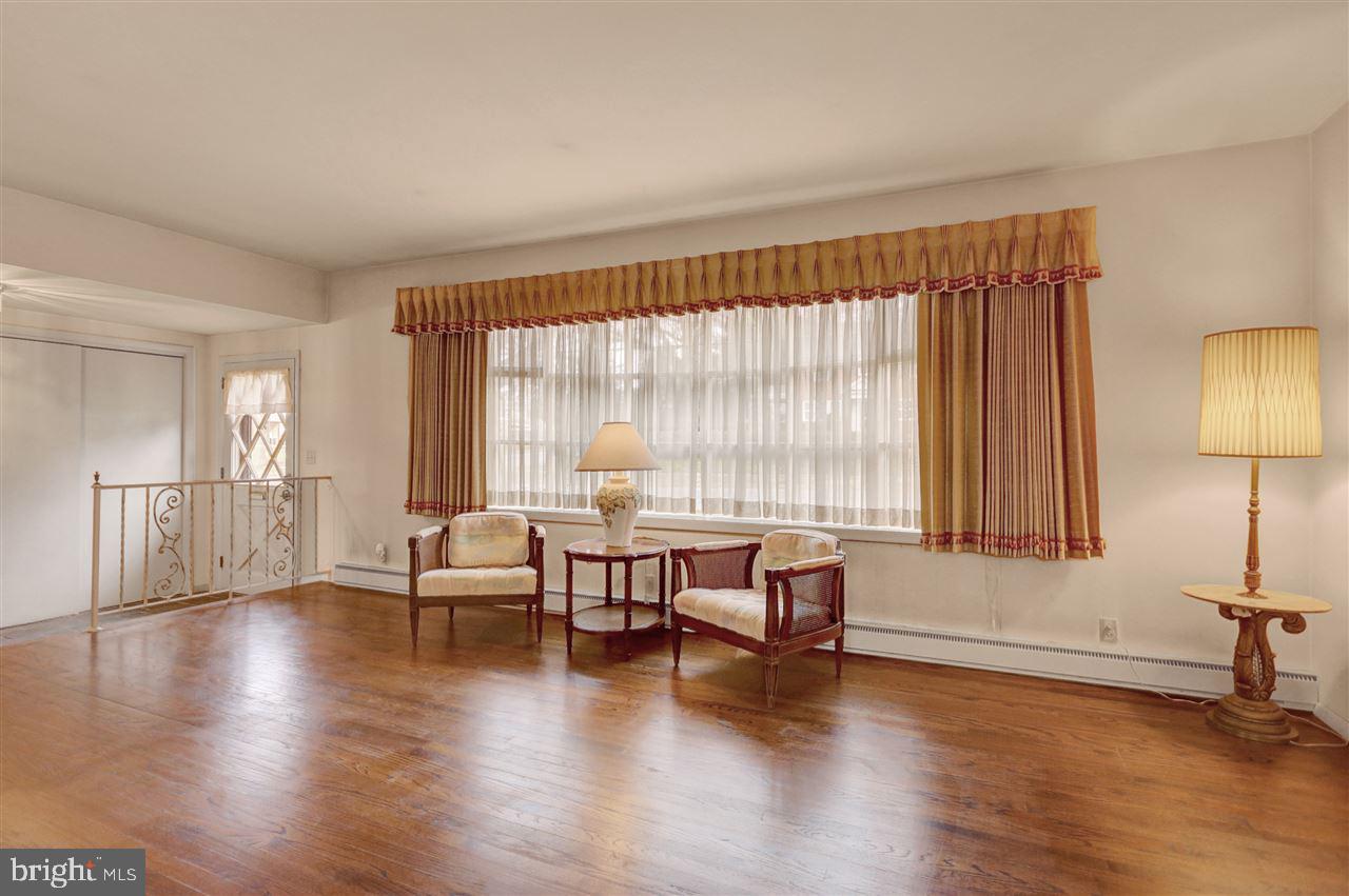 3601 Cloverfield Road Harrisburg, PA 17109 - Photo 3 of 25 Gallery Image 3