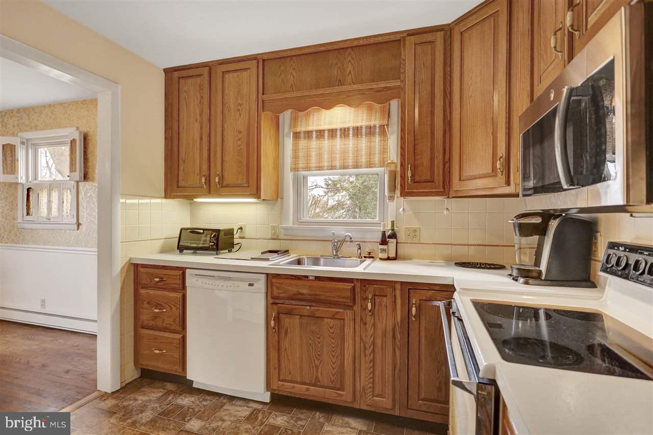 3601 Cloverfield Road Harrisburg, PA 17109 - Photo 8 of 25 Gallery Image 8