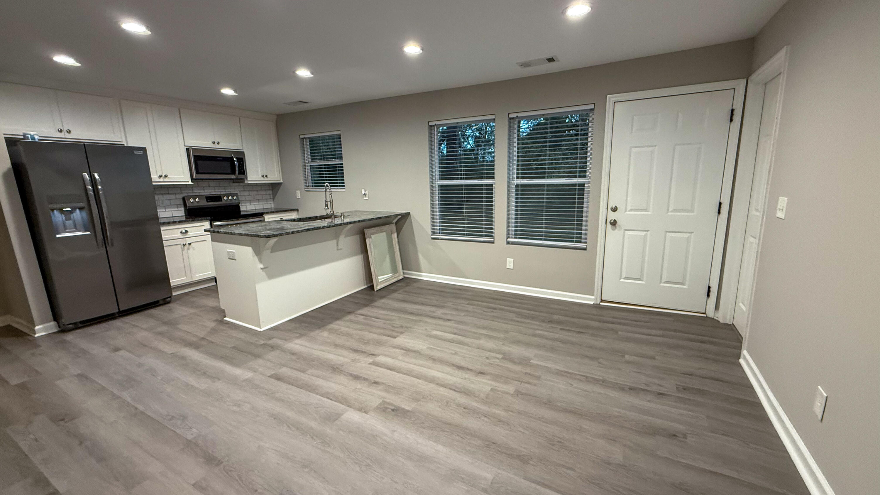 2046 Garnet Lane Aiken, SC 29803 - Photo 3 of 17 .