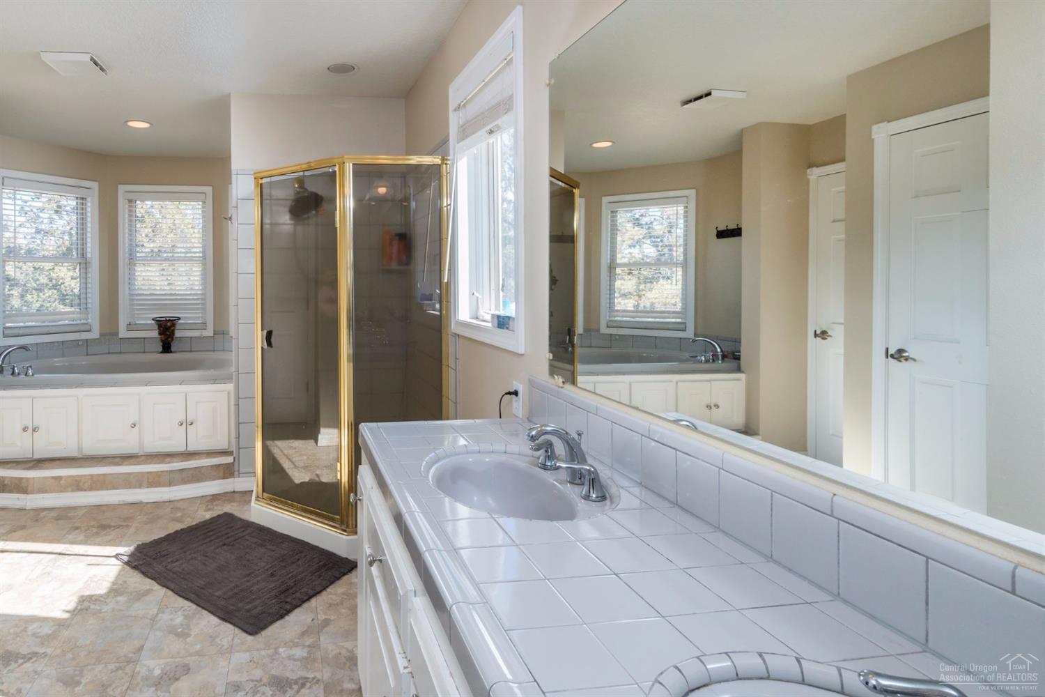 63070 Cole Road Bend, OR 97701 - Photo 10 of 24 Additional Photo
