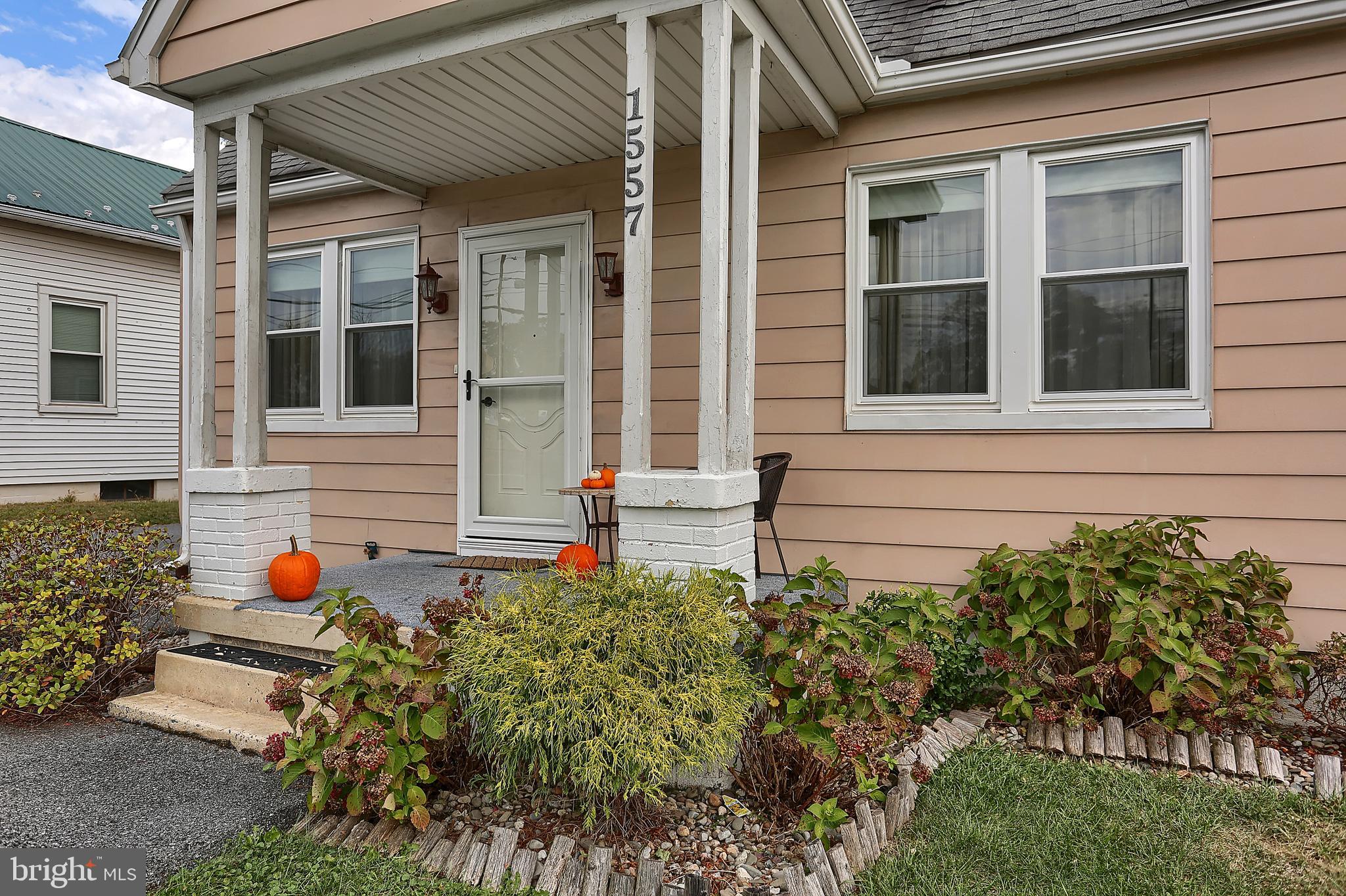 1557 Spring Road Carlisle, PA 17013 - Photo 2 of 32 Gallery Image 2