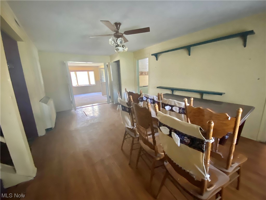 10095 Johnnycake Ridge Road Painesville, OH 44077 - Photo 8 of 34 Dining