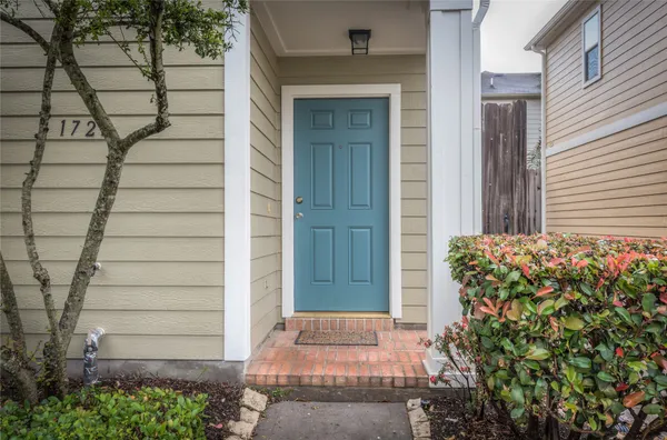 $2,150 | 1722 Redwing Bluff Drive, Houston, TX 77009