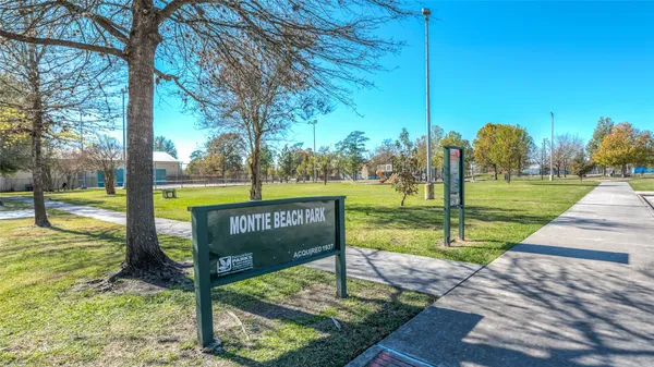 $2,150 | 1722 Redwing Bluff Drive, Houston, TX 77009