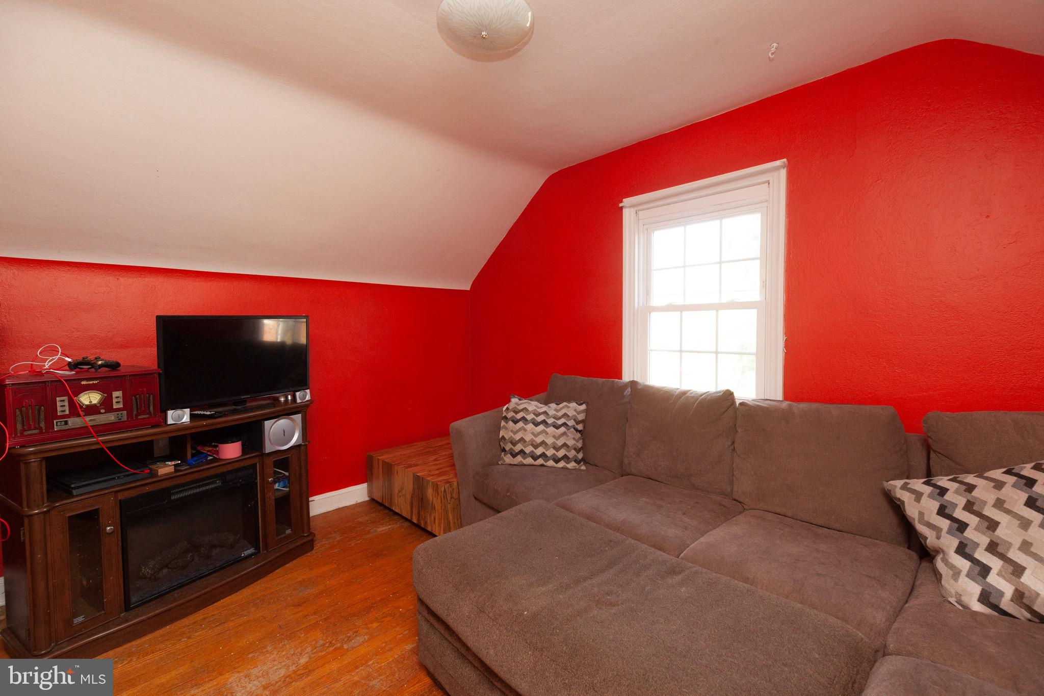 8 Georgetown Road Penns Grove, NJ 08069 - Photo 15 of 34