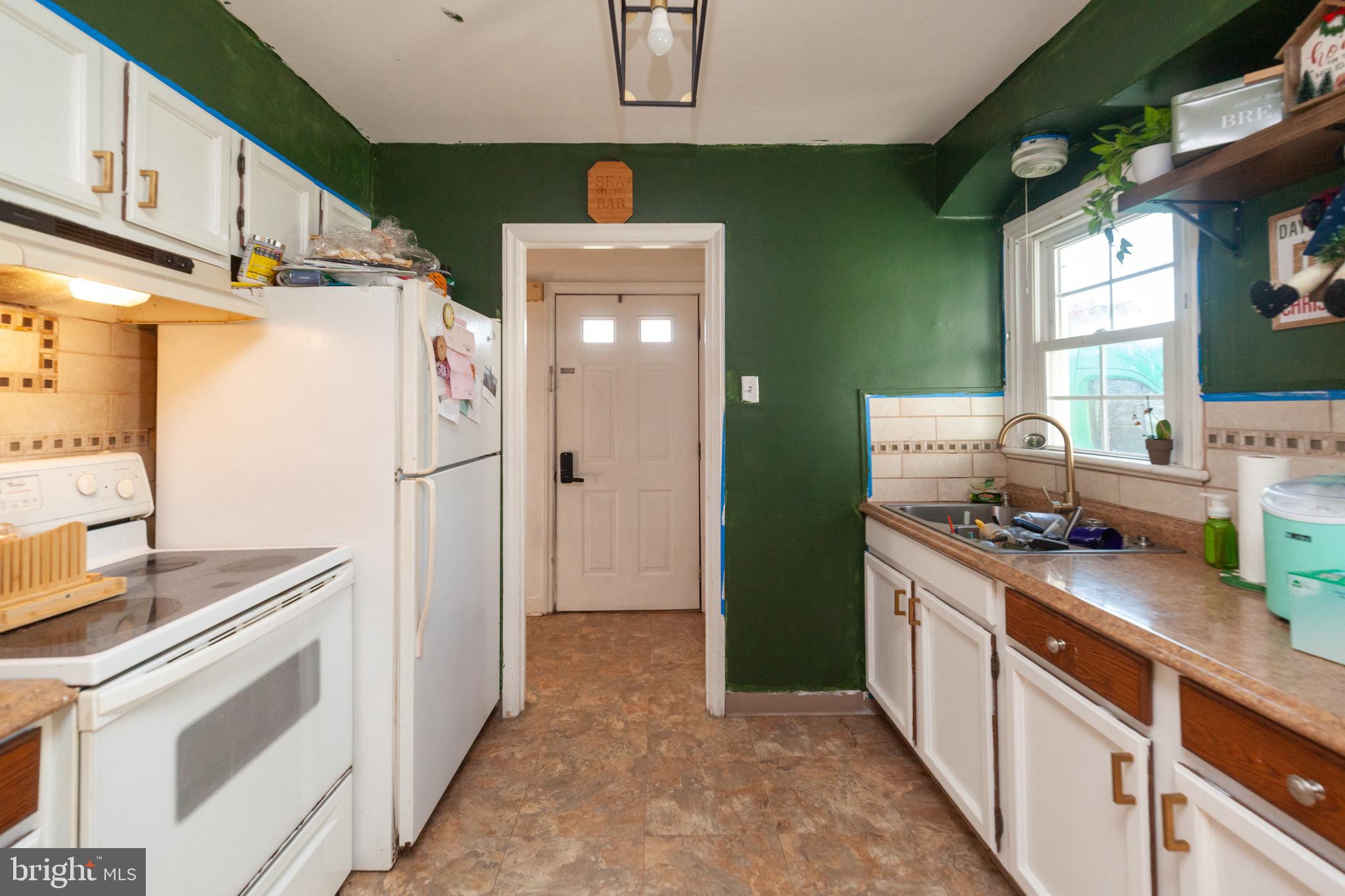 8 Georgetown Road Penns Grove, NJ 08069 - Photo 8 of 34