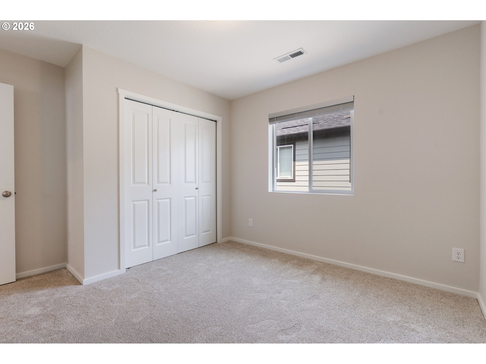 2017 South Meadowlark Dr. Loop Ridgefield, WA 98642 - Photo 28 of 47 Bedroom