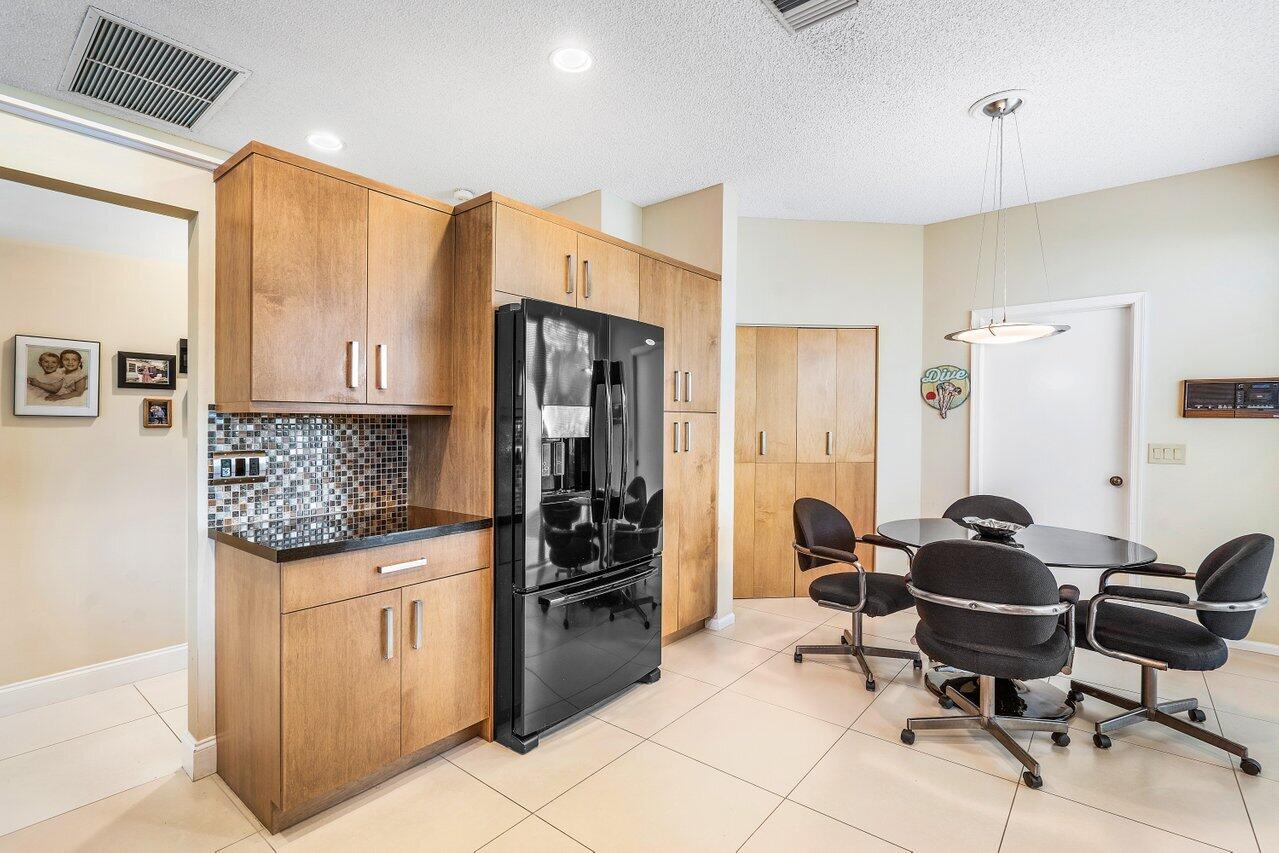 2475 Northwest 63rd Street Boca Raton, FL 33496 - Photo 8 of 45 011-2475Northwest63rdStreet-BocaRaton-FL
