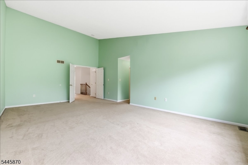 73 Castleton Road Princeton, NJ 08540 - Photo 14 of 29