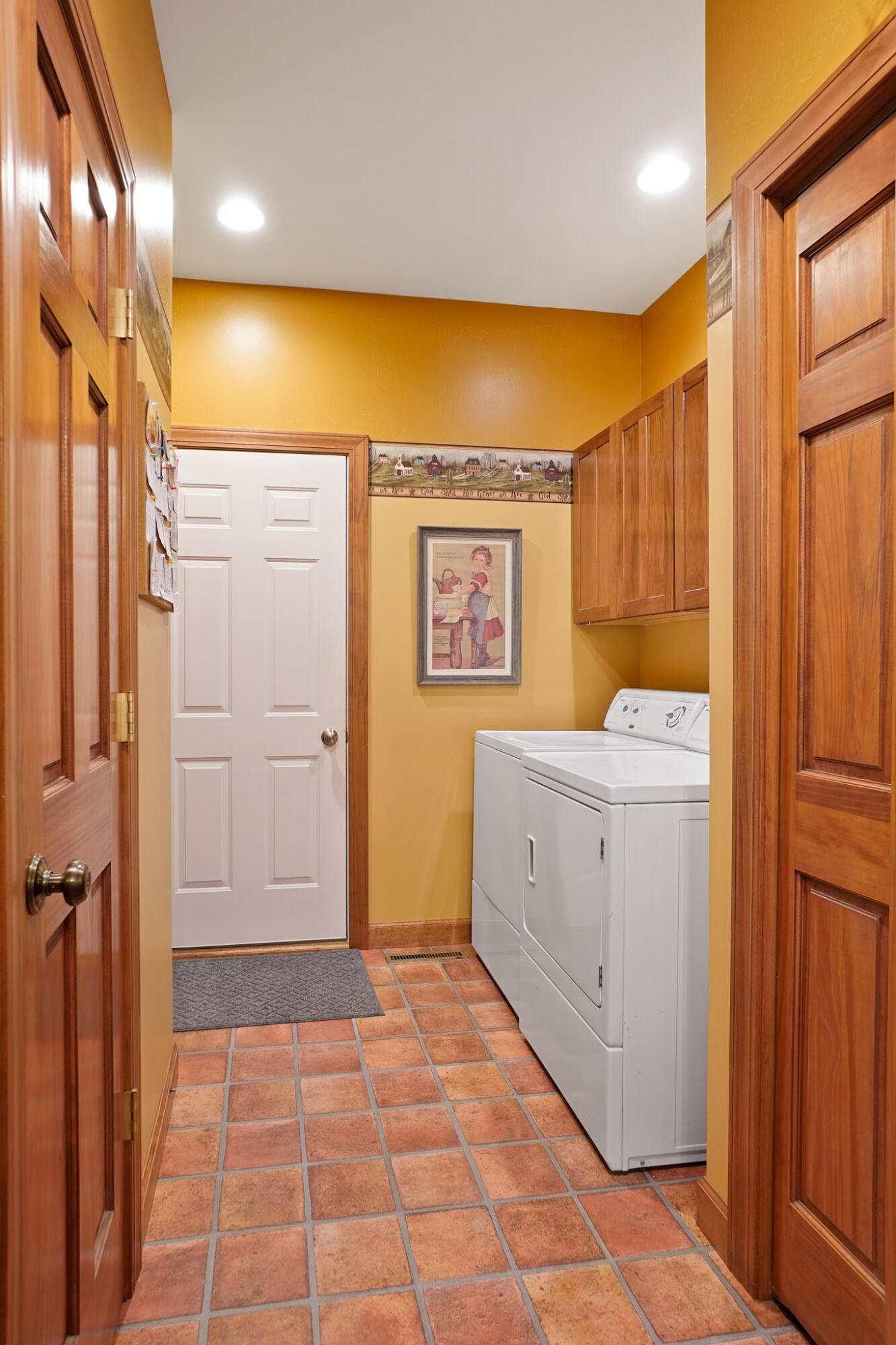 172 Lee Drive Kouts, IN 46347 - Photo 17 of 63 1333x2000