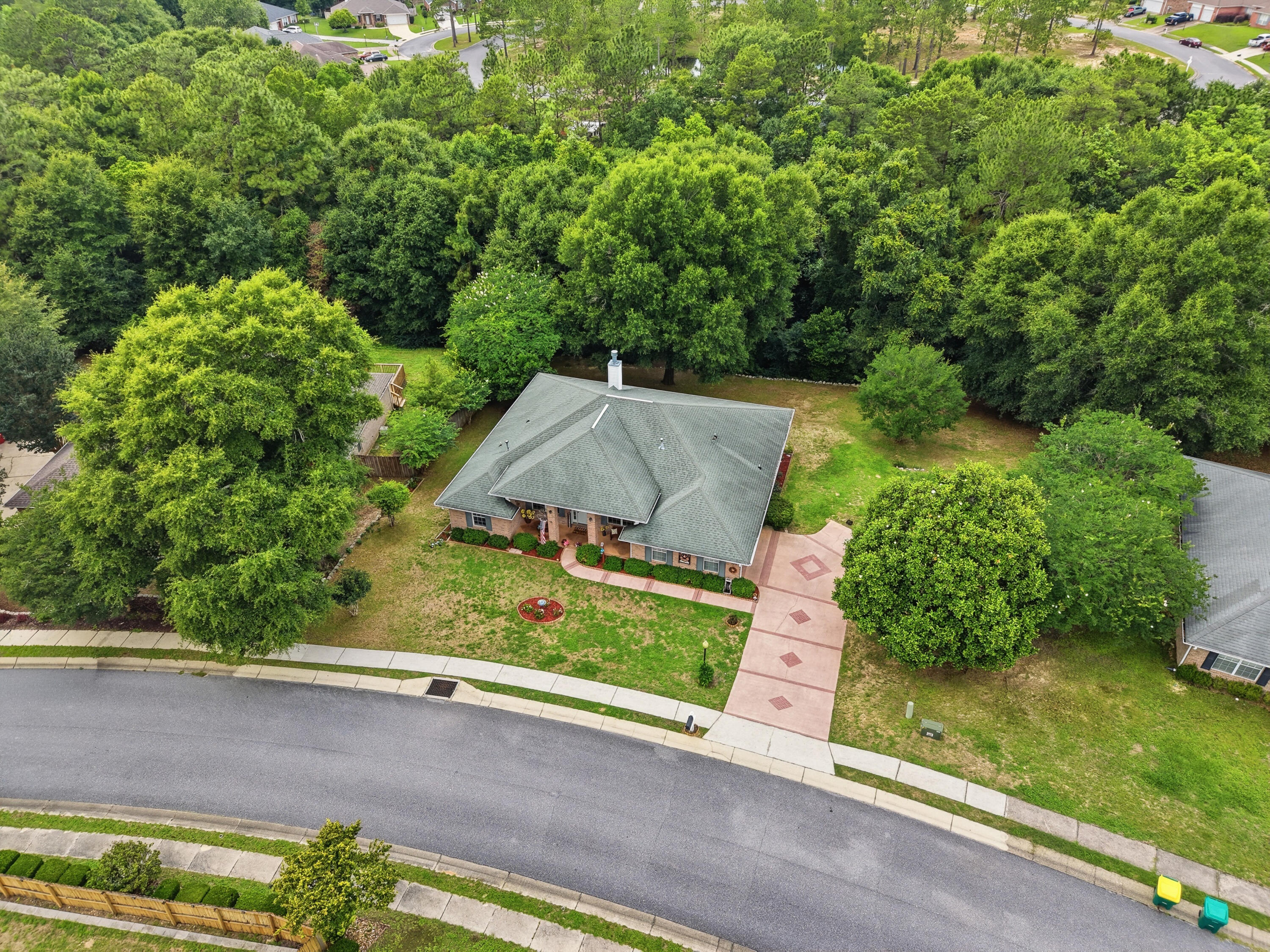 2612 Paddock Circle Crestview, FL 32536 - Photo 9 of 55 2612 paddock cir drone-12