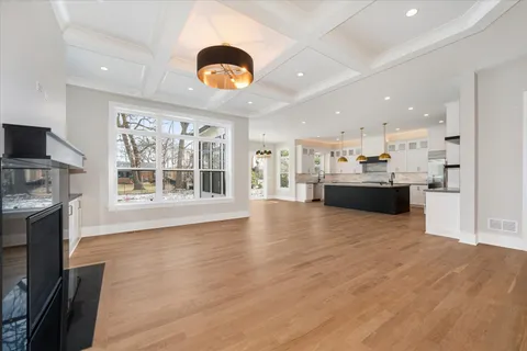 $1,660,000 | 964 Hillside Avenue, Elmhurst, IL 60126