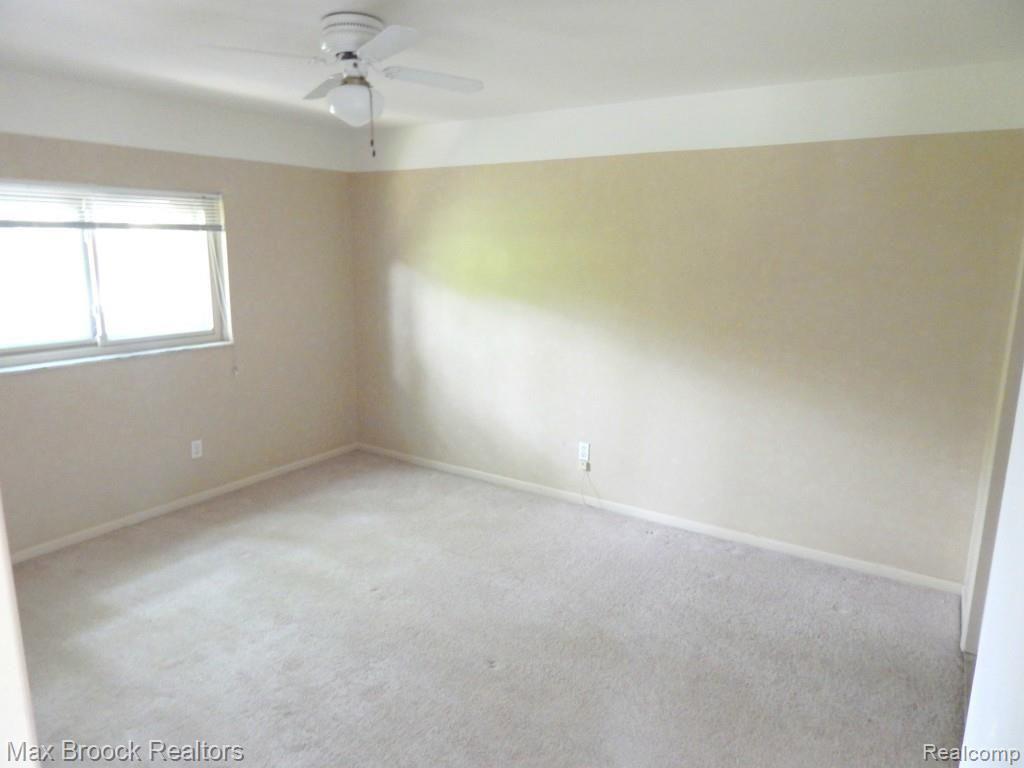 880 North Adams Road, Unit 5 Birmingham, MI 48009 - Photo 4 of 6