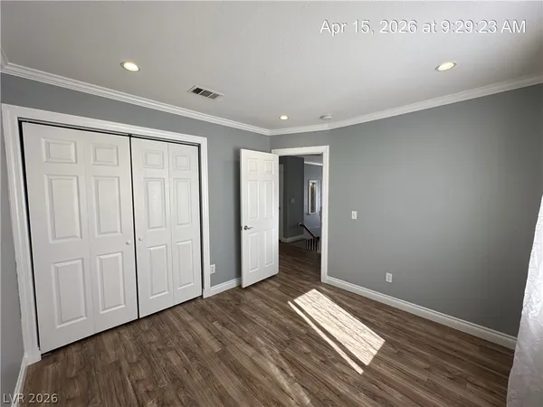 $2,137 | 8848 Hampton Green Avenue, Las Vegas, NV 89129