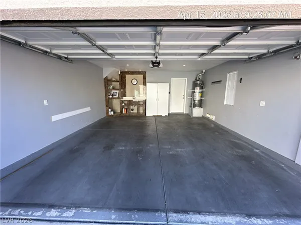 $2,137 | 8848 Hampton Green Avenue, Las Vegas, NV 89129