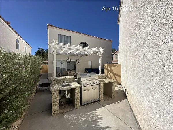 $2,137 | 8848 Hampton Green Avenue, Las Vegas, NV 89129
