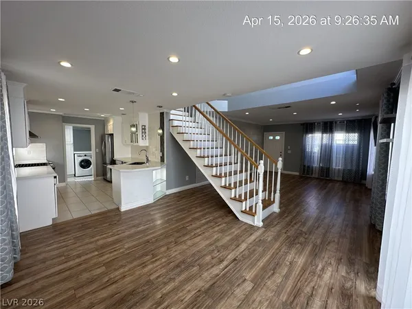 $2,137 | 8848 Hampton Green Avenue, Las Vegas, NV 89129