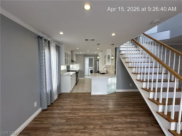 $2,137 | 8848 Hampton Green Avenue, Las Vegas, NV 89129