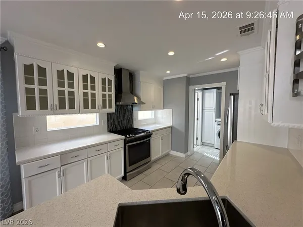 $2,137 | 8848 Hampton Green Avenue, Las Vegas, NV 89129