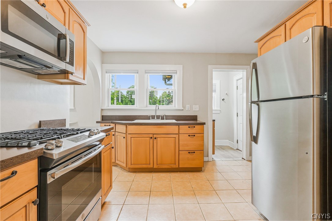 1206 Schuyler Street Rome, NY 13440 - Photo 29 of 41