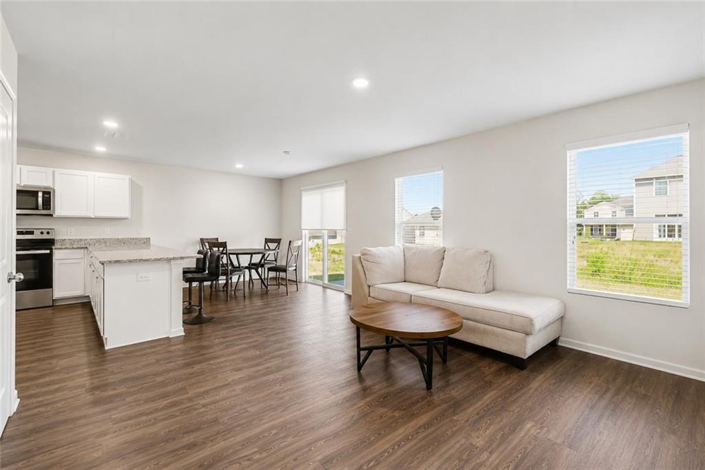 626 Tudor Street Kingston, GA 30145 - Photo 7 of 15 Gallery Image 7