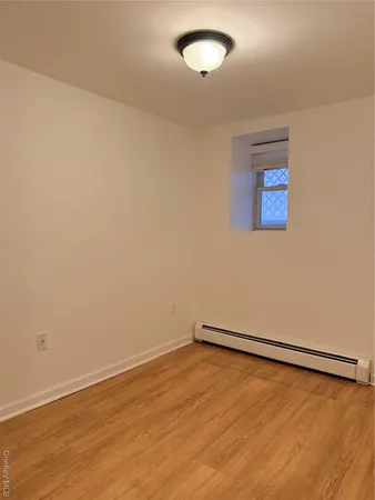 $1,995 | 35 East Avenue, Unit 1, Middletown, NY 10940