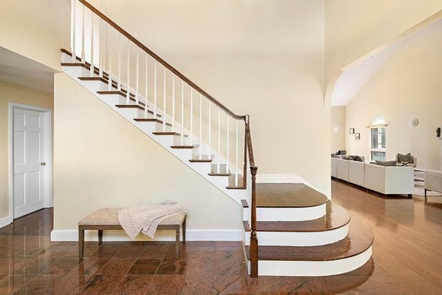 a view of entryway and hall