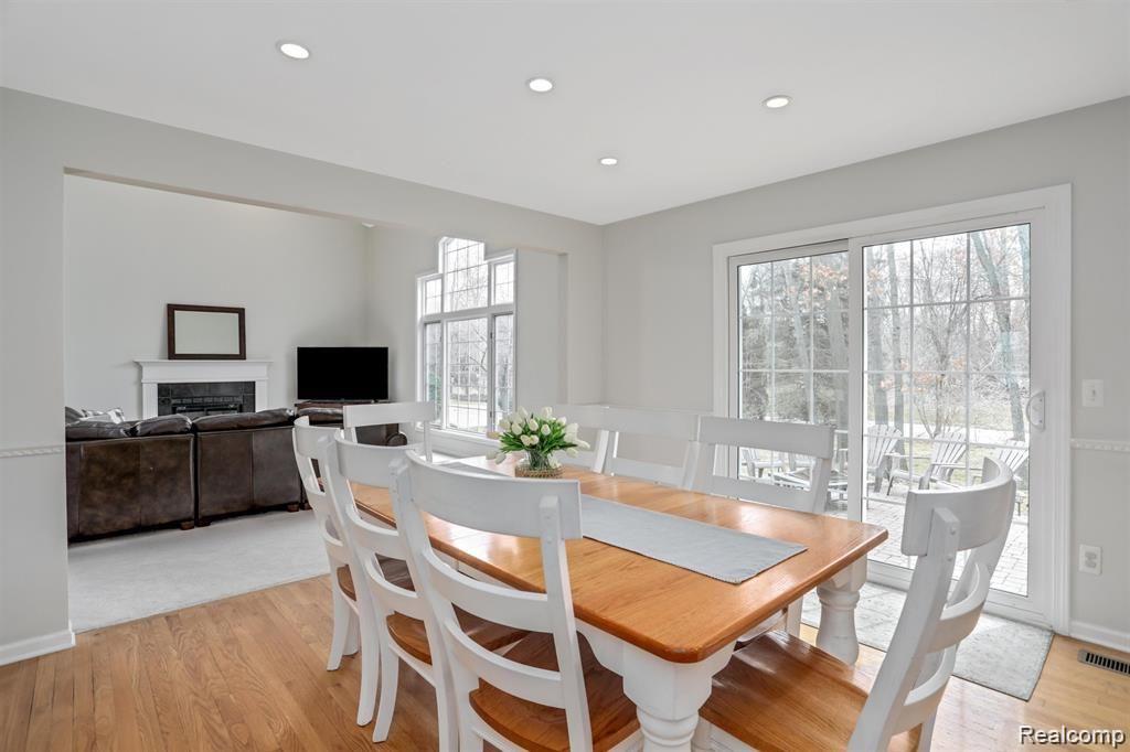 3837 Beechcrest Road Rochester Hills, MI 48309 - Photo 9 of 24