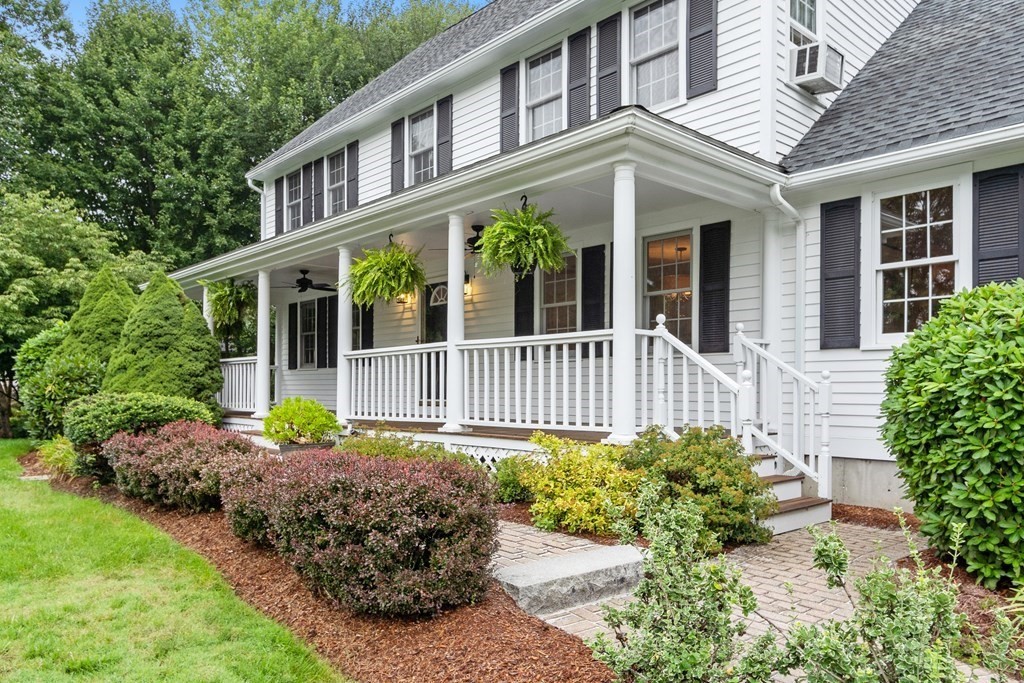 318 Reed Farm Road Boxborough, MA 01719 - Photo 6 of 42 front view of a house