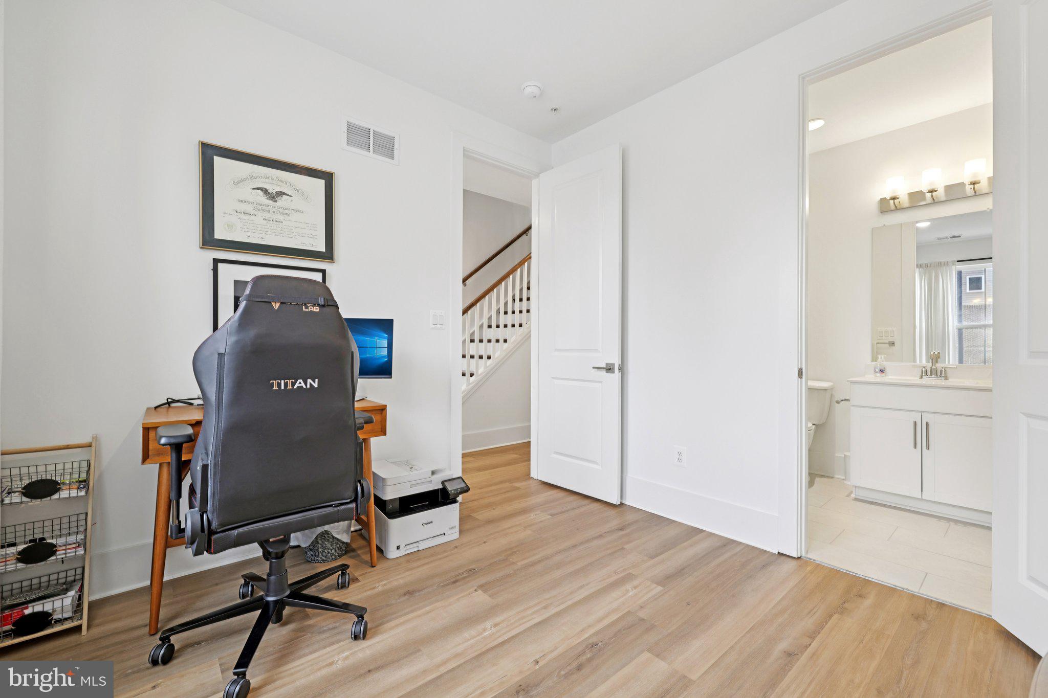 1600 Blacksmith Way Frederick, MD 21702 - Photo 3 of 39 Office