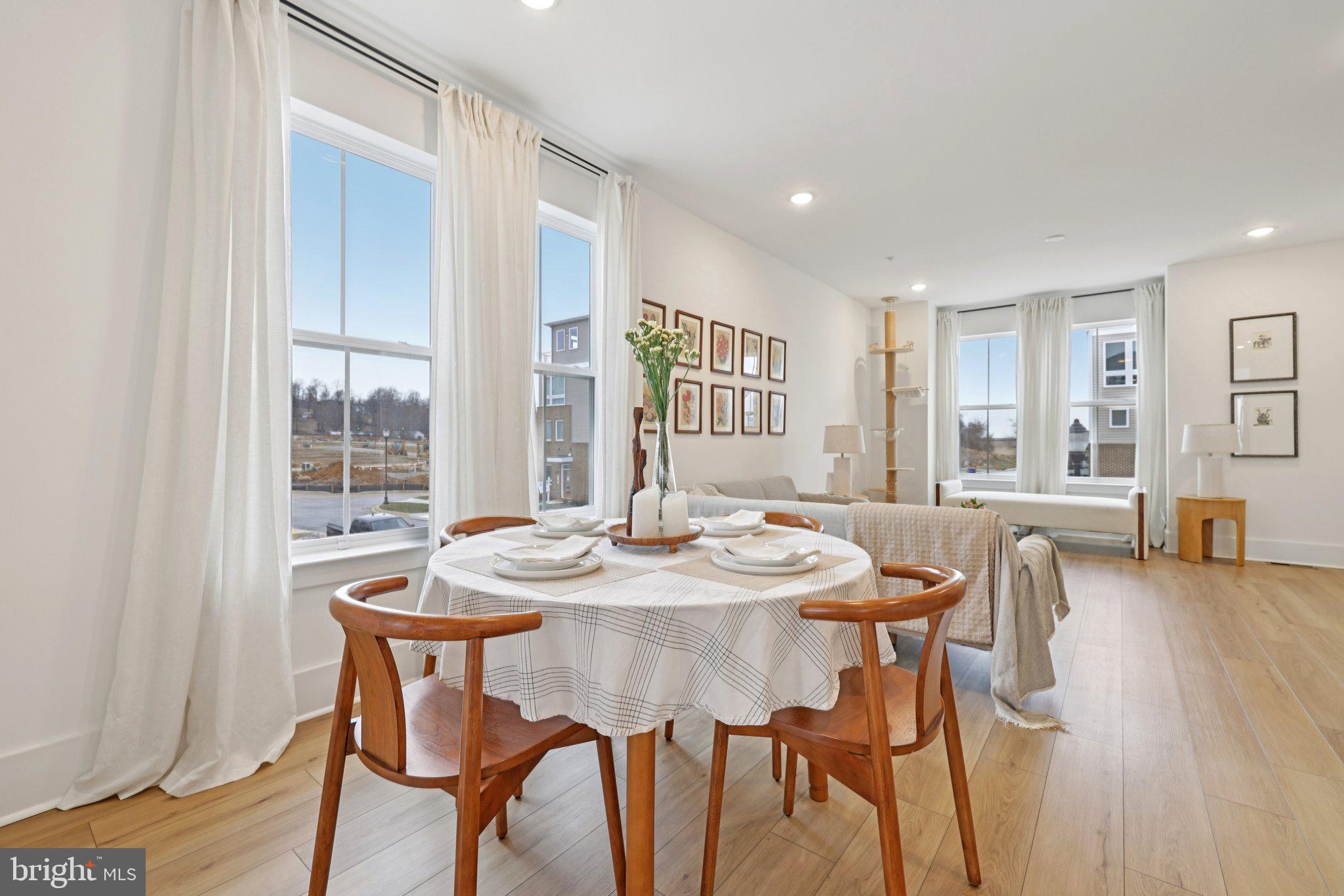 1600 Blacksmith Way Frederick, MD 21702 - Photo 8 of 39 Dining Room