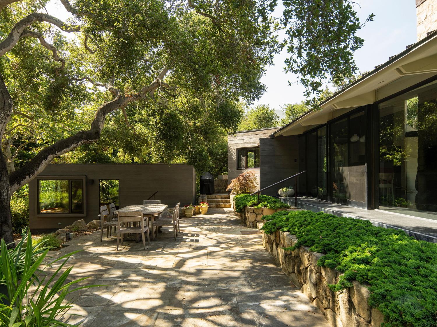 650 San Ysidro Road Montecito, CA 93108 - Photo 34 of 49