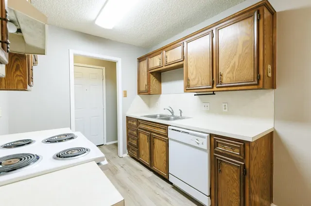 $875 | 6112 38th Street, Unit A, Lubbock, TX 79407