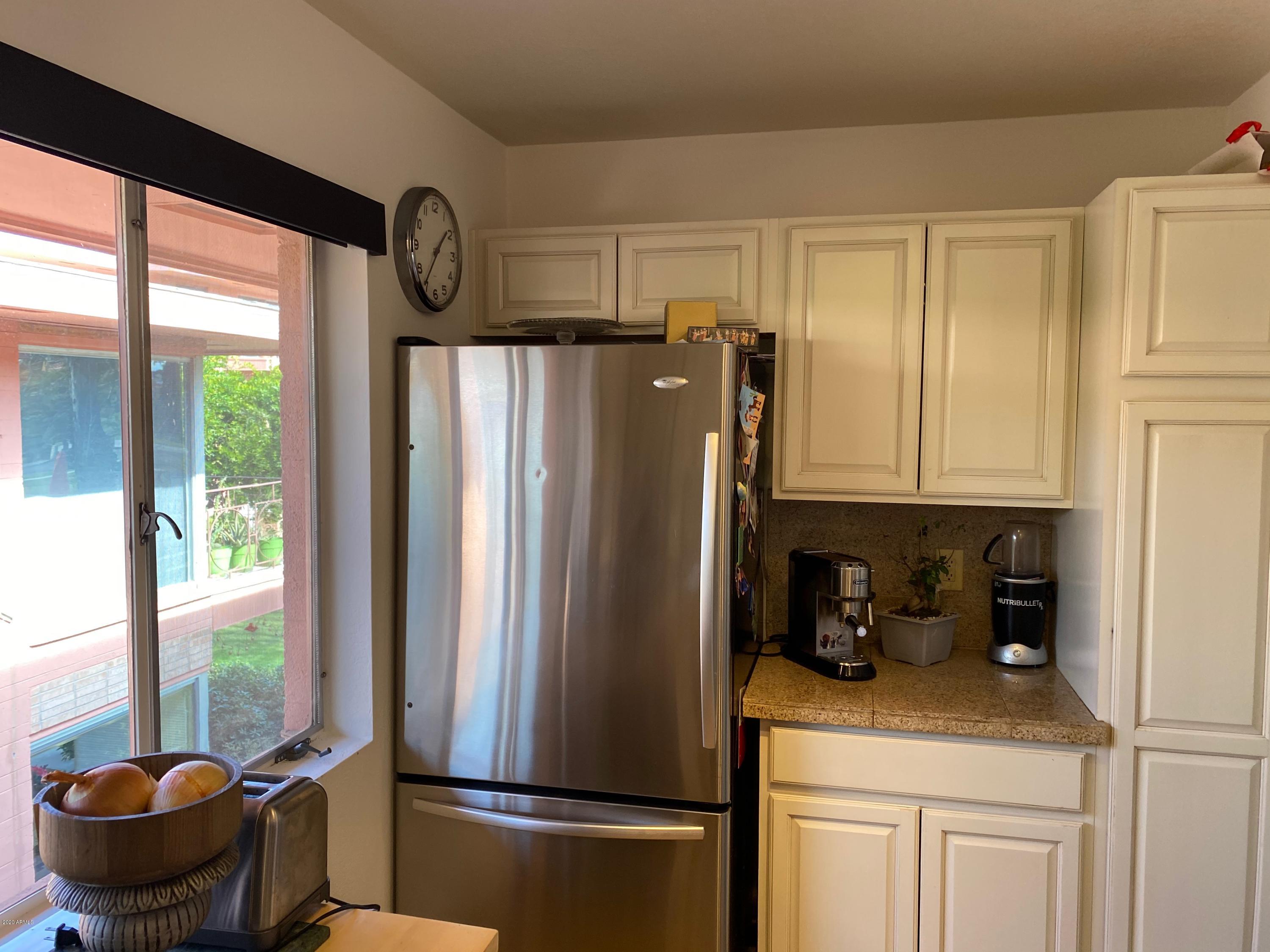110 East Coronado Road, Unit 7 Phoenix, AZ 85004 - Photo 6 of 7 kitchenfridge
