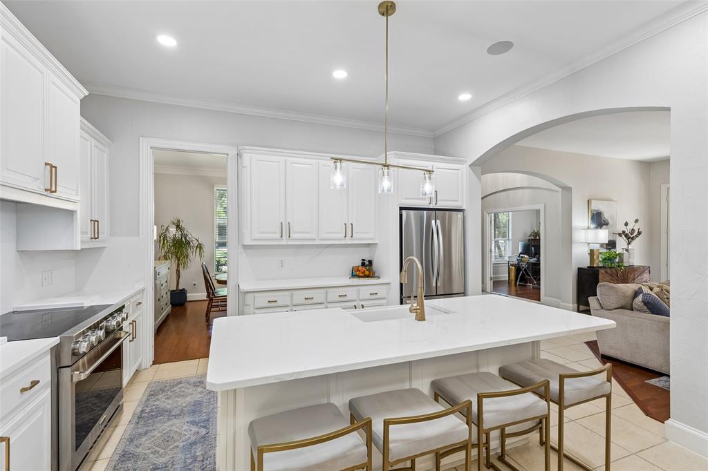 4669 Refugio Road Frisco, TX 75034 - Photo 2 of 37