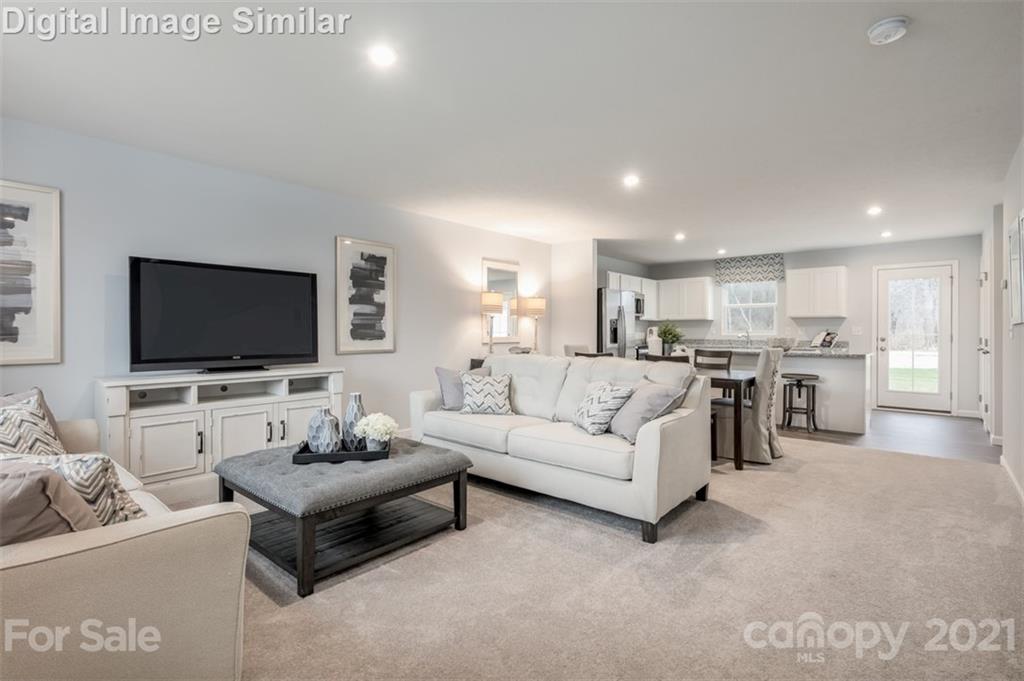 5110 Tinker Field Road, Unit 2026 Charlotte, NC 28215 - Photo 5 of 15 Gallery Image 5