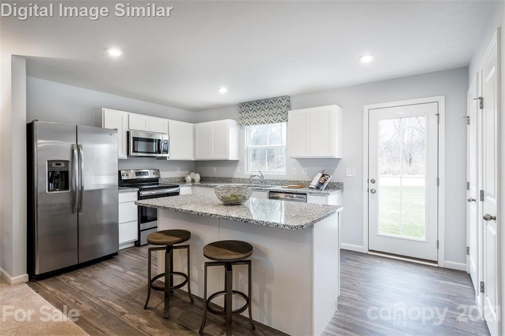 5110 Tinker Field Road, Unit 2026 Charlotte, NC 28215 - Photo 7 of 15 Gallery Image 7