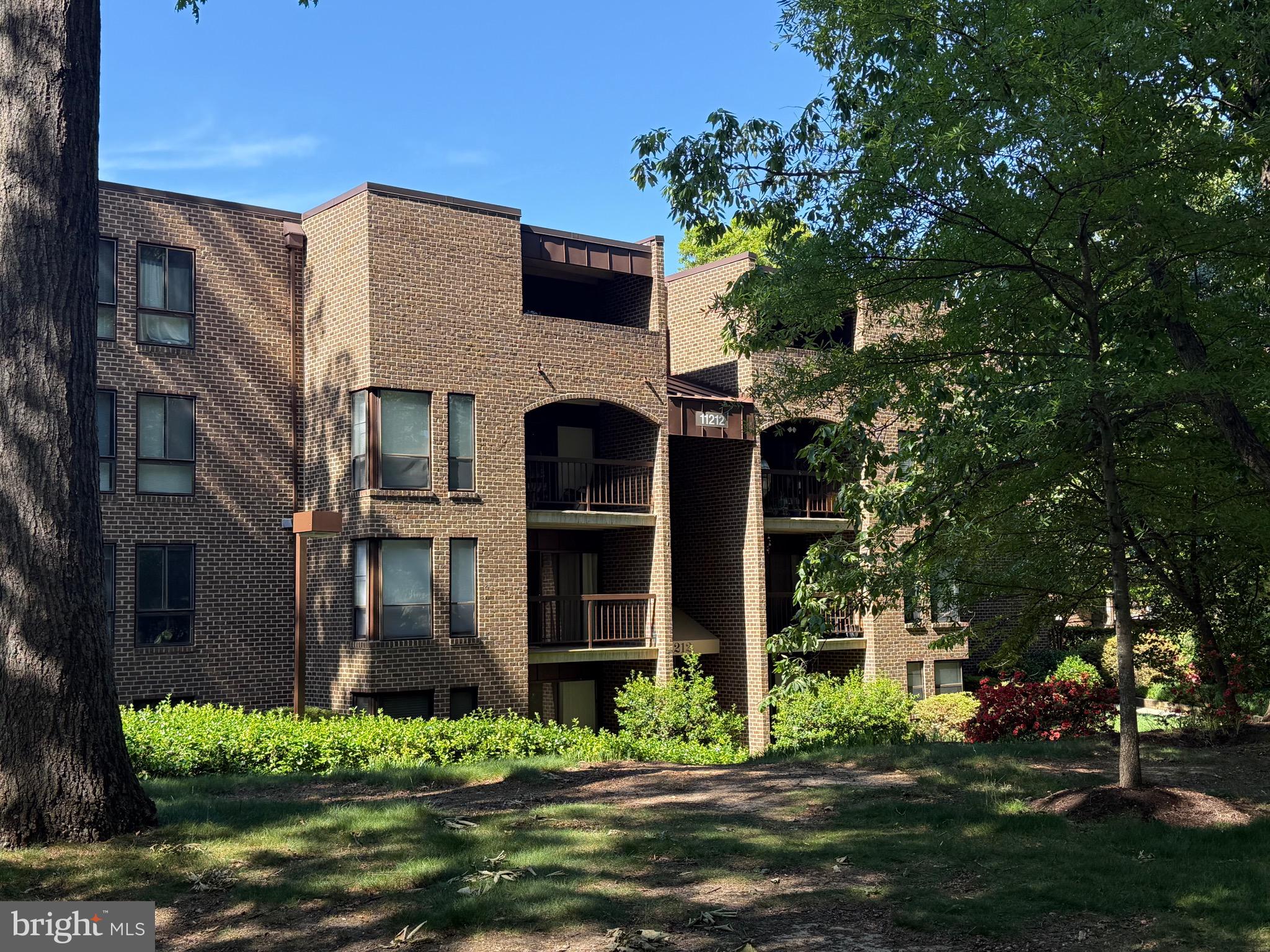11212 Chestnut Grove Square, Unit 115 Reston, VA 20190 - Photo 2 of 25