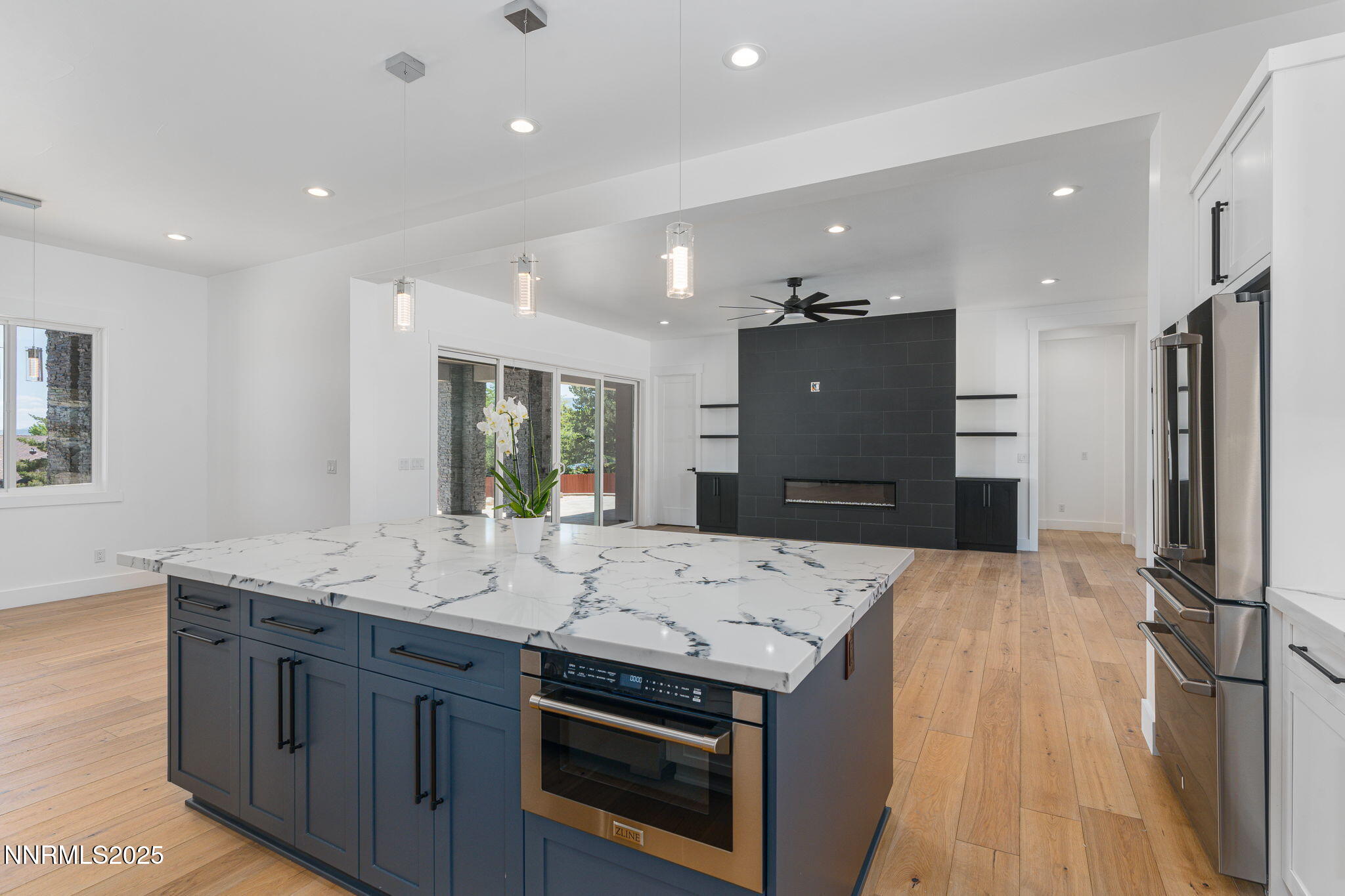 545 Greenstone Drive Reno, NV 89512 - Photo 16 of 77 15-web-or-mls-DSC07212-Edit