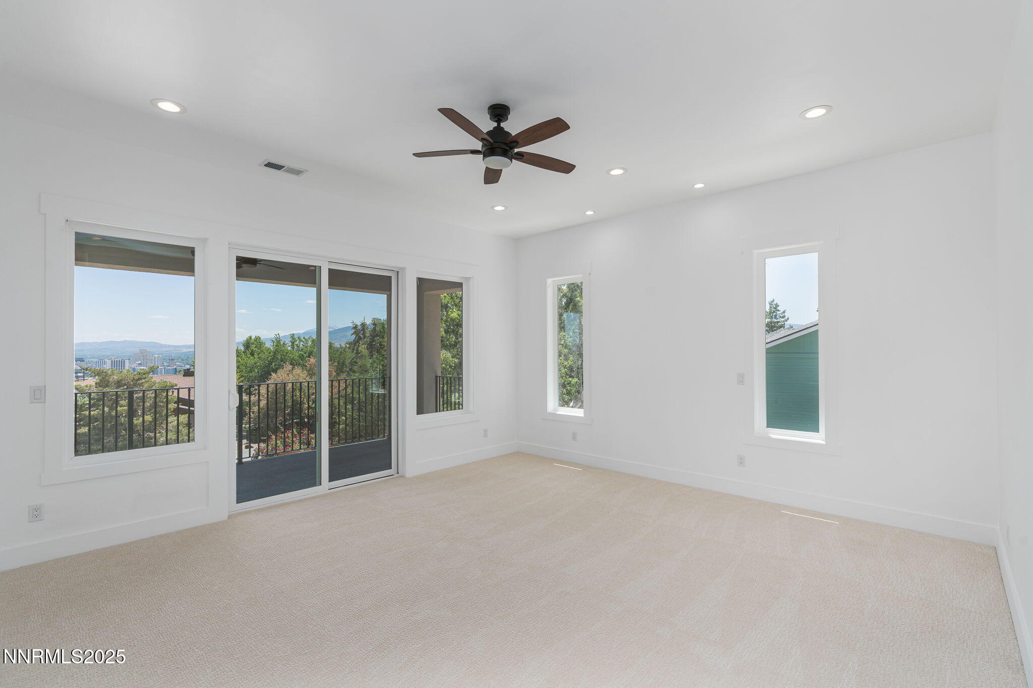 545 Greenstone Drive Reno, NV 89512 - Photo 35 of 77 35-web-or-mls-DSC07309-Edit