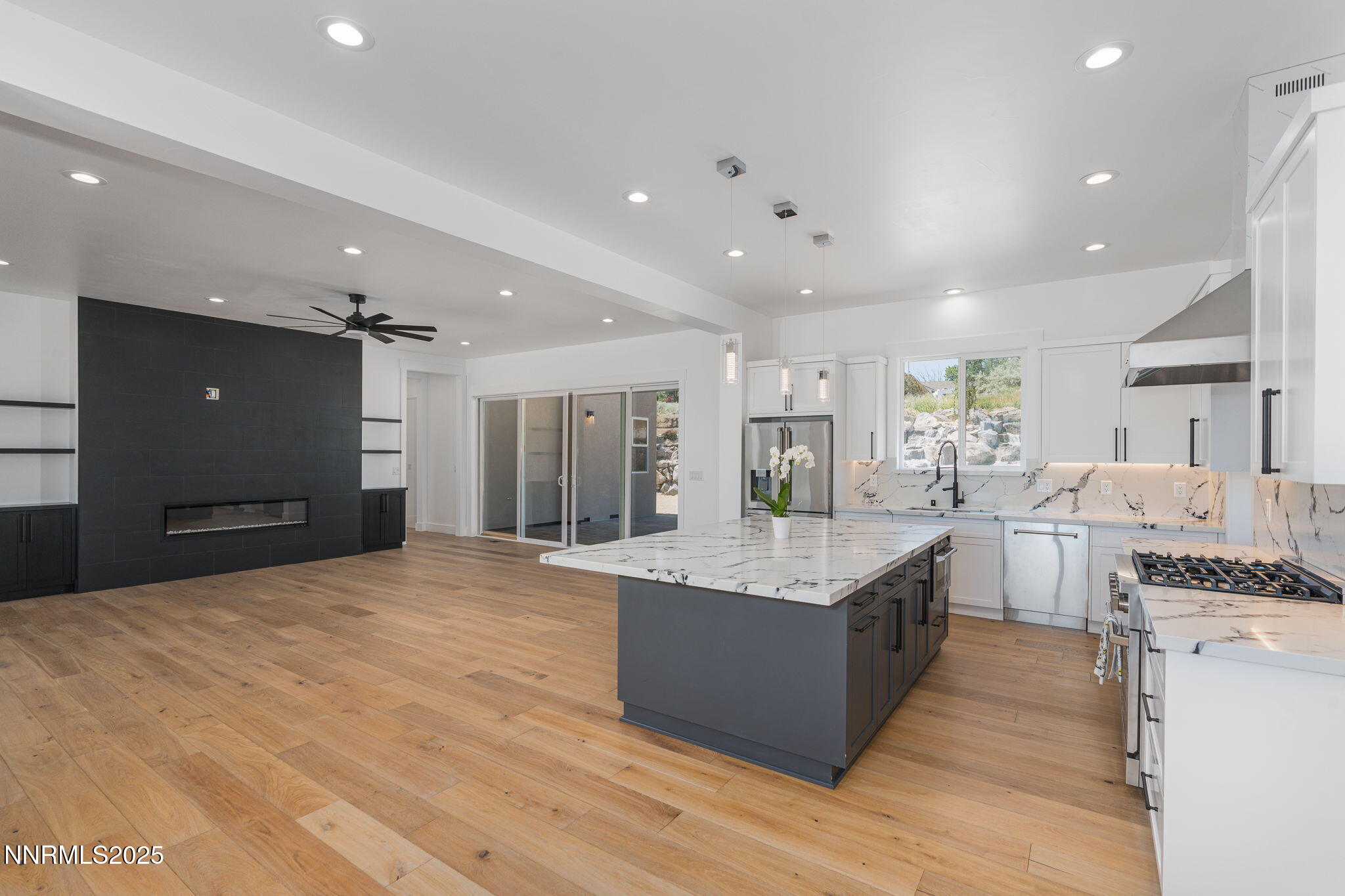 545 Greenstone Drive Reno, NV 89512 - Photo 10 of 77 10-web-or-mls-DSC07394-Edit