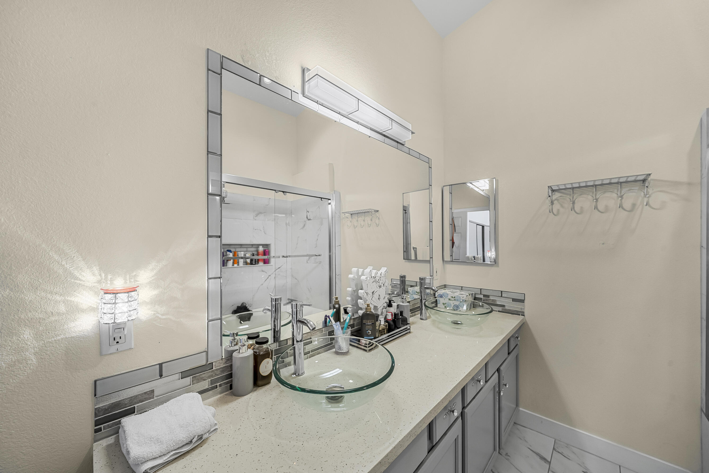 33860 Bell Road Thousand Palms, CA 92276 - Photo 27 of 56 a kitchen with a sink and breakfast area